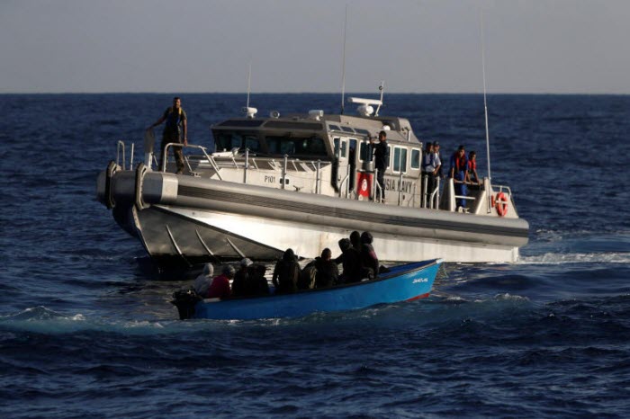  مصرع تسعة مهاجرين في قارب قبالة السواحل التونسية